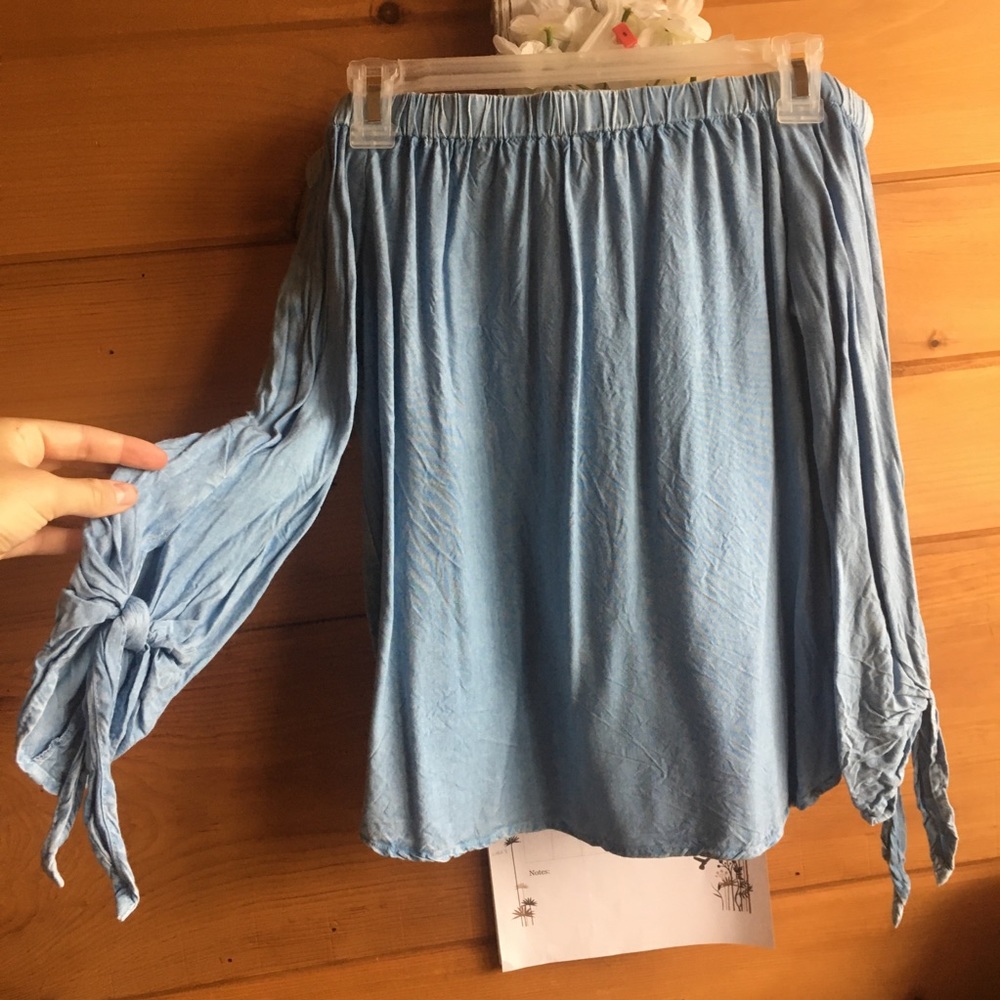 Women’s off the shoulder top